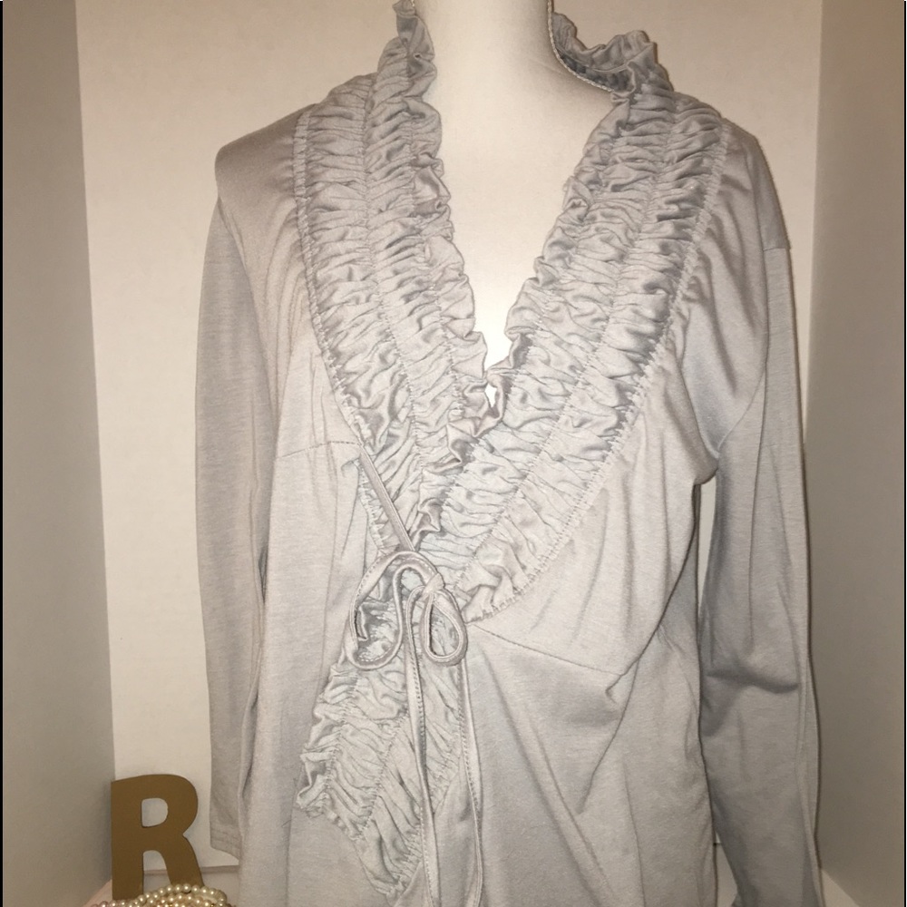 XL Gray Ruffle tie Cardigan. Excellent Condition. - Picture 2 of 8